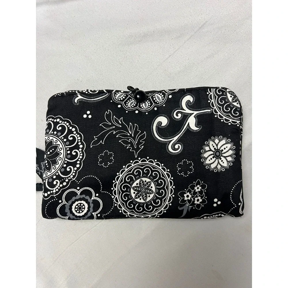Thirty-One Jewelry Roll with Pouches 201A Onyx Medallion Travel Organizer